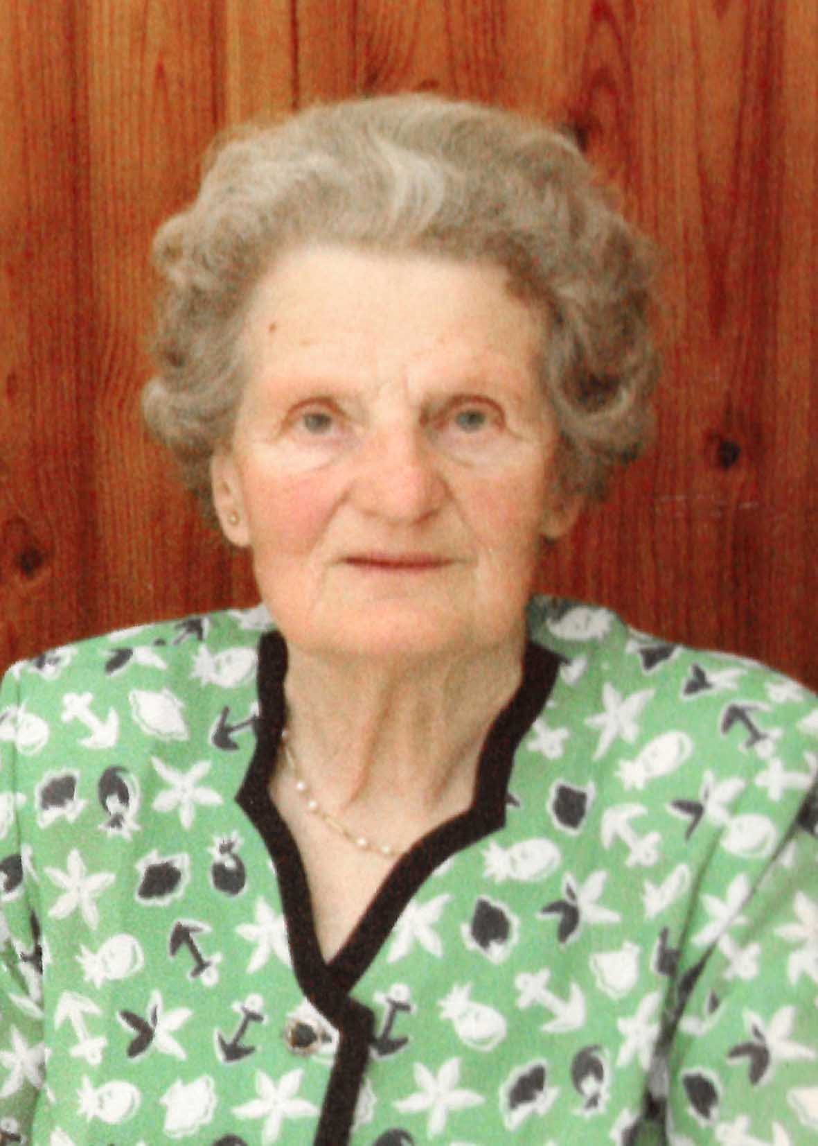 Helene Ammer (94)