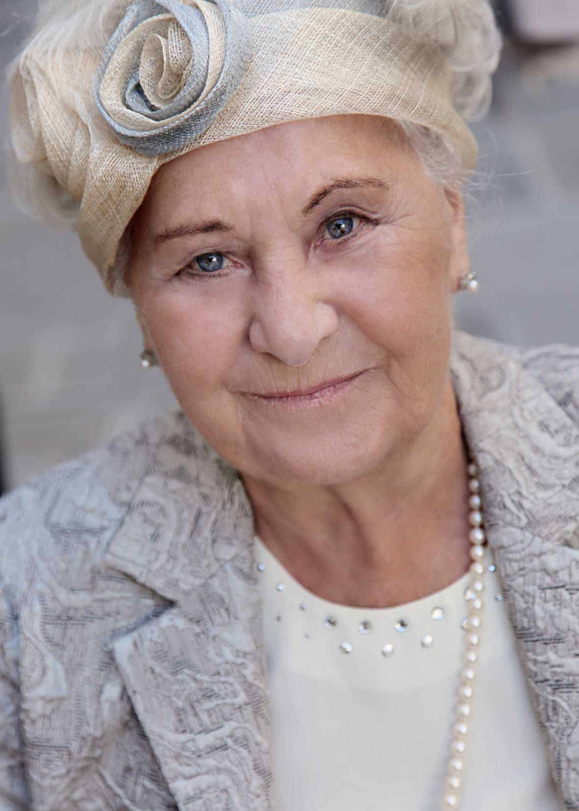 Helene Doubek (90)