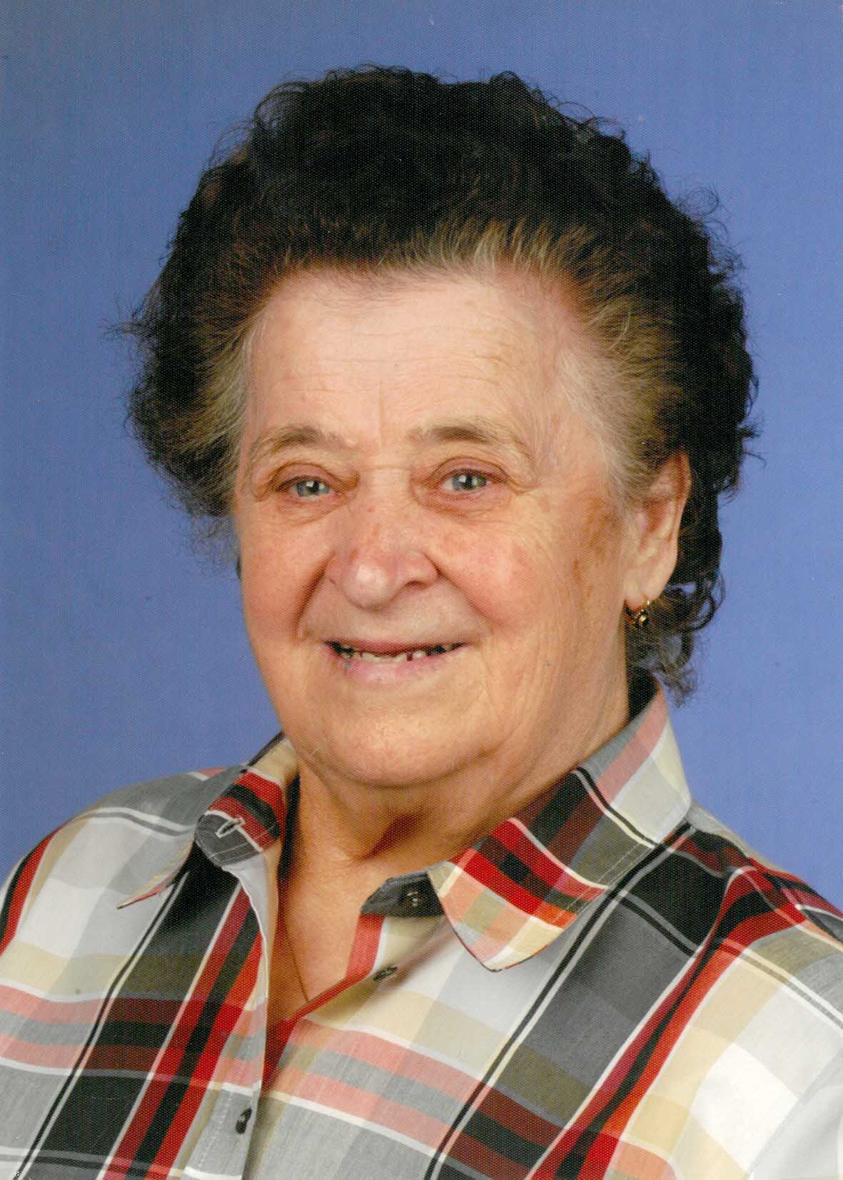 Ingeborg Embacher (86)