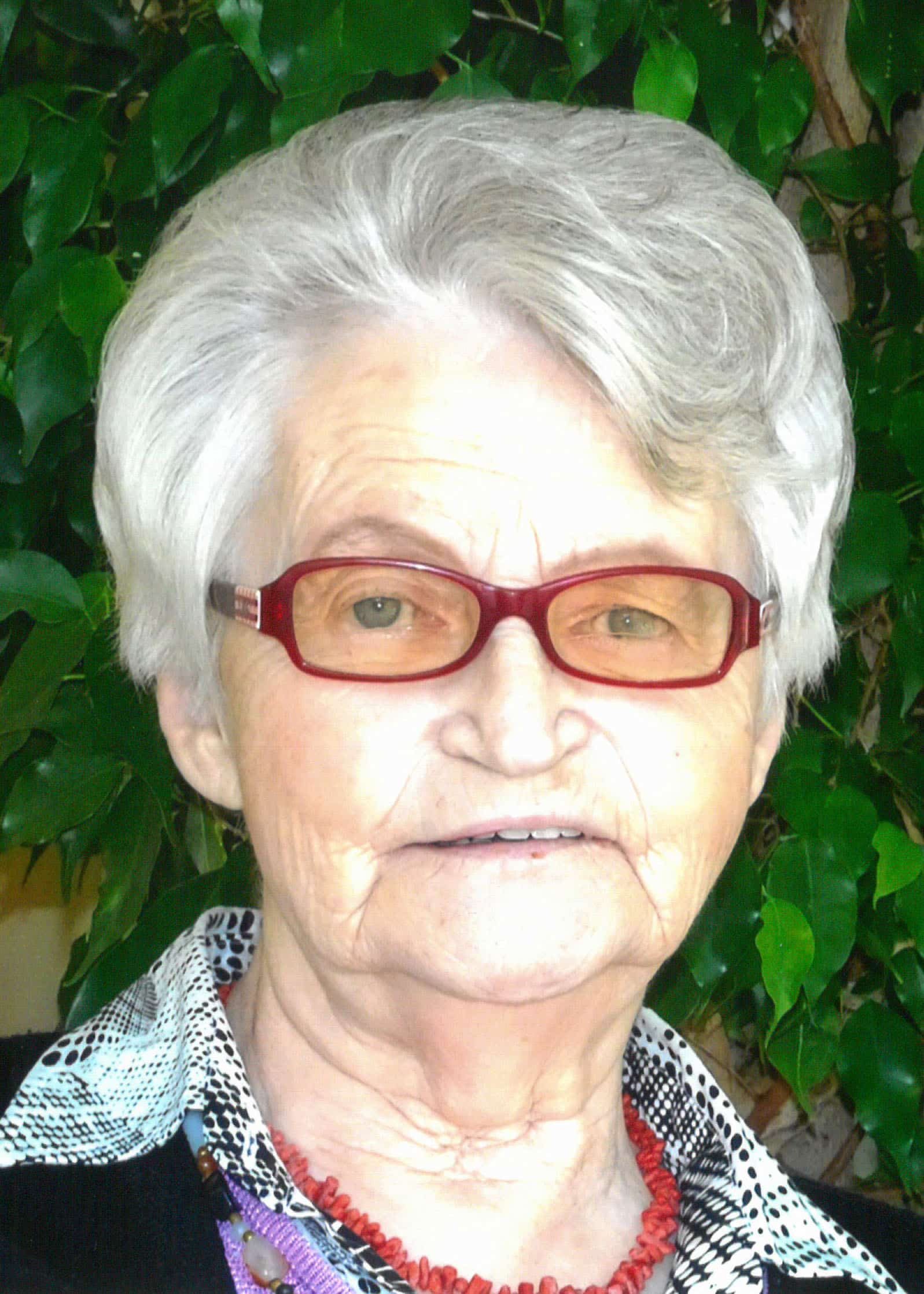 Anna Haller (84)