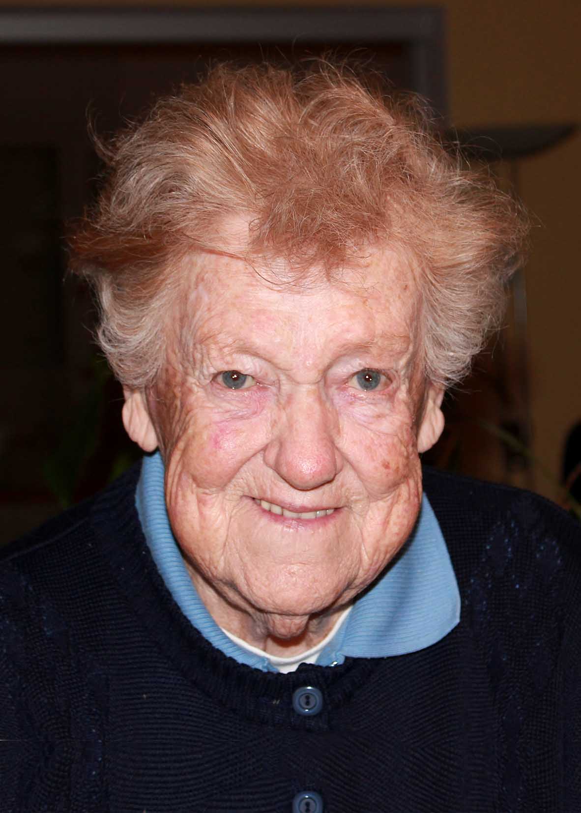 Margareta Handler (90)