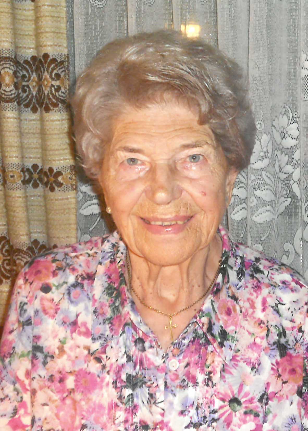 Hildegard Hattenhofer (97)