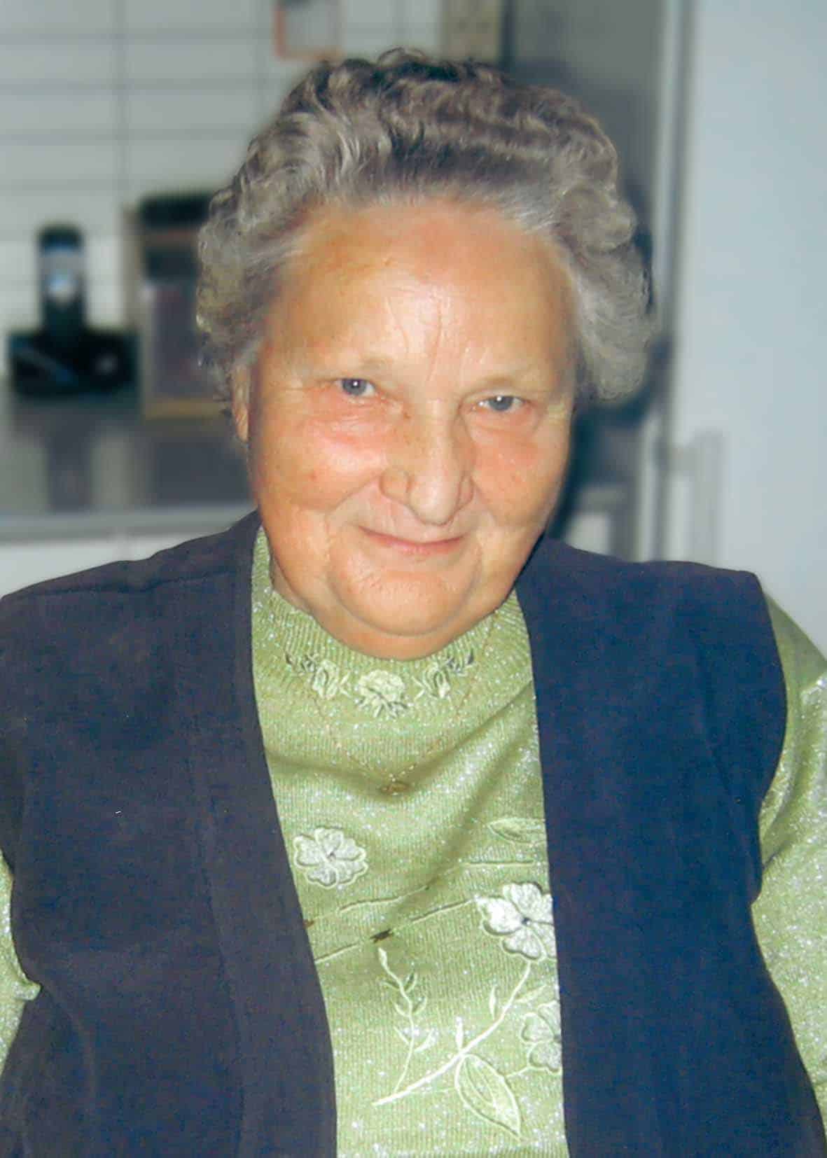 Aloisia Höfler (92)