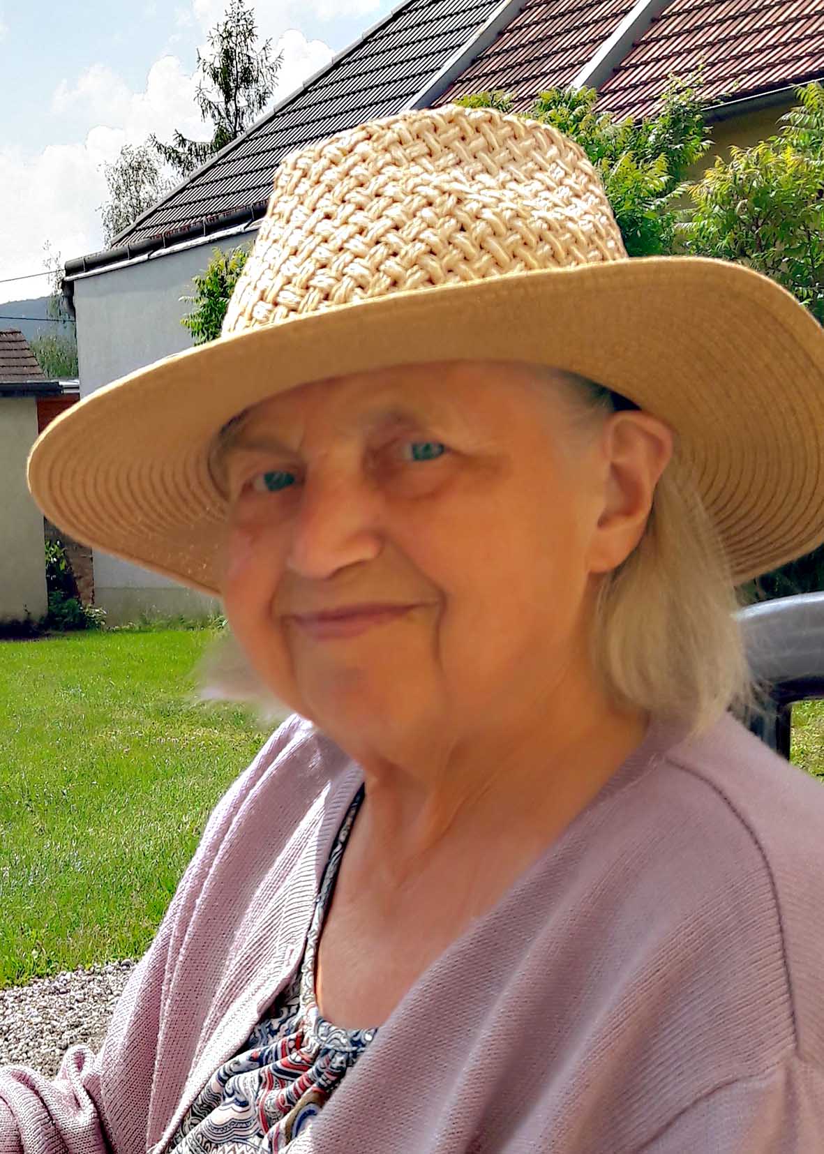 Anna Höller (86)