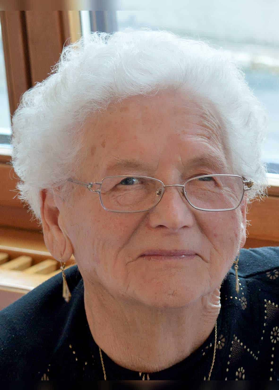 Elisabeth Höller (95)