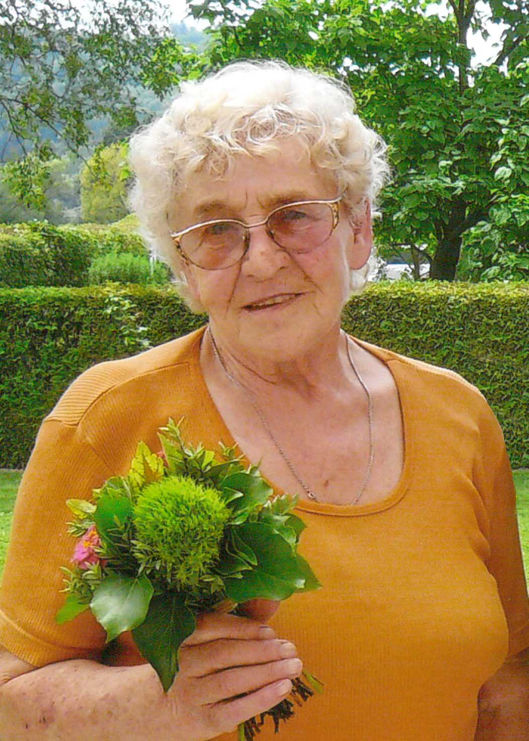 Anna Lagler (84)
