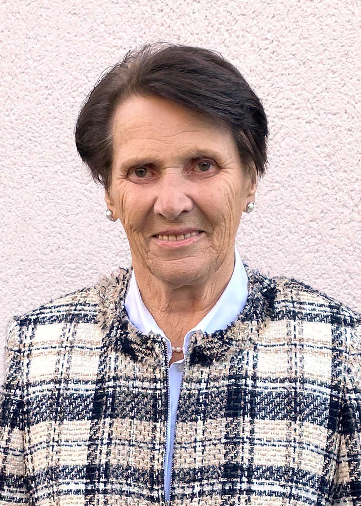 Christine Morgenbesser (86)