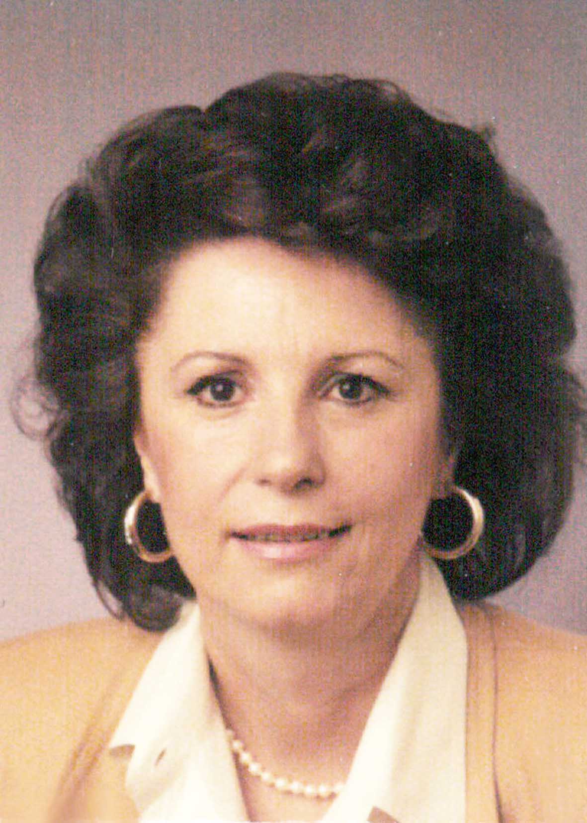 Elisabeth Perg (77)