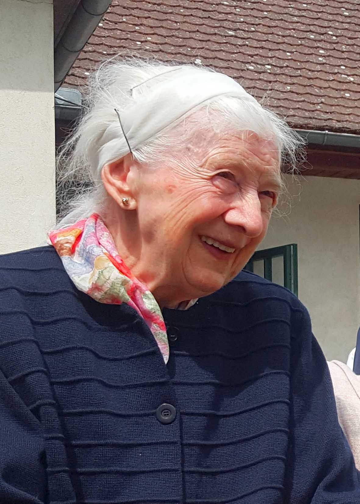 Maria Samm (84)