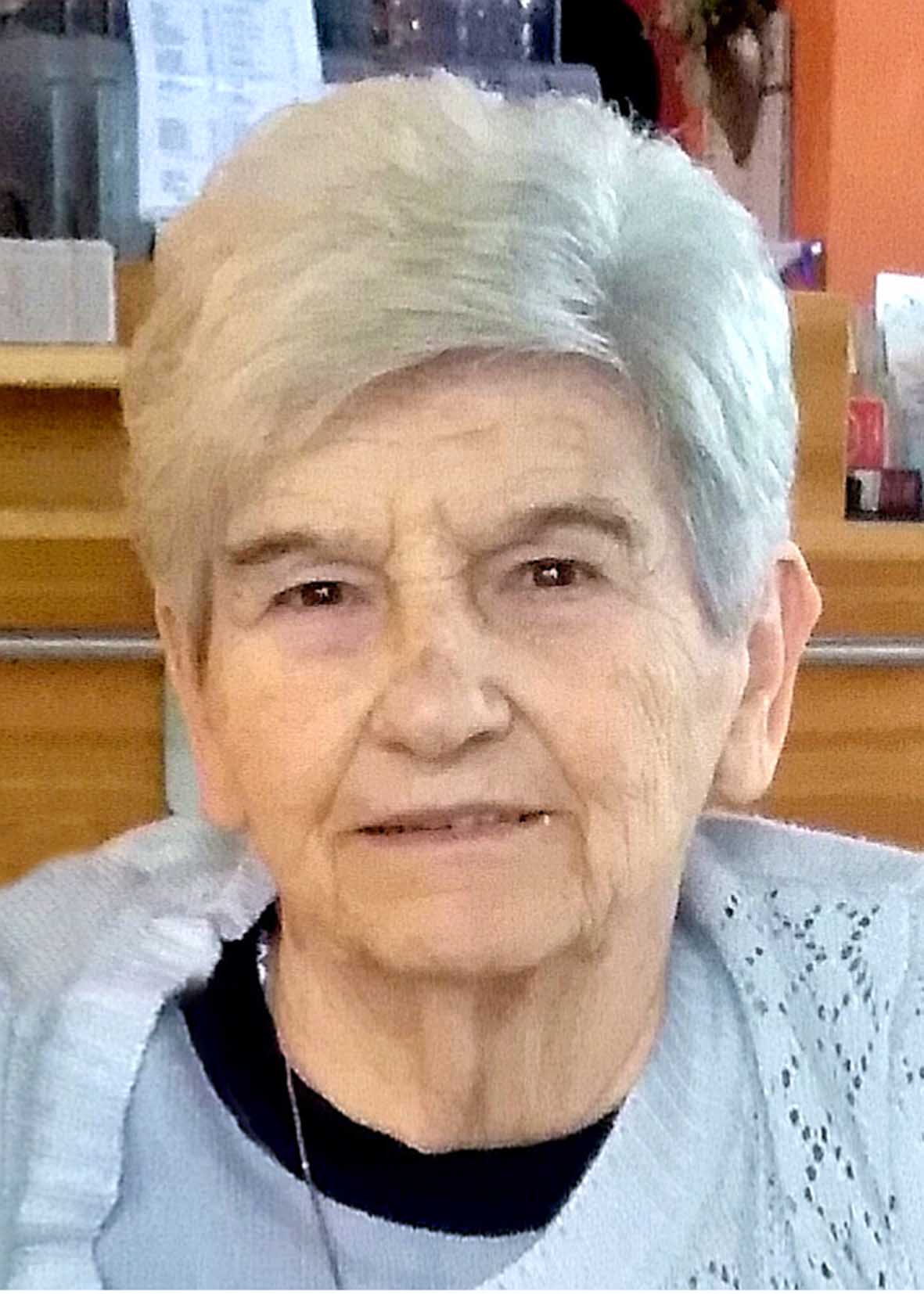 Ernestine Schwarz (82)