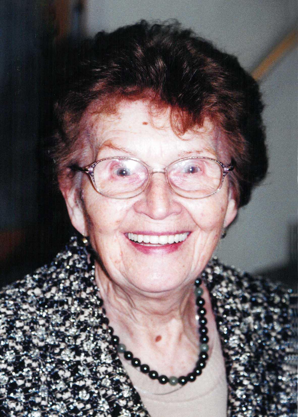 Gertrude Schwarz (94)
