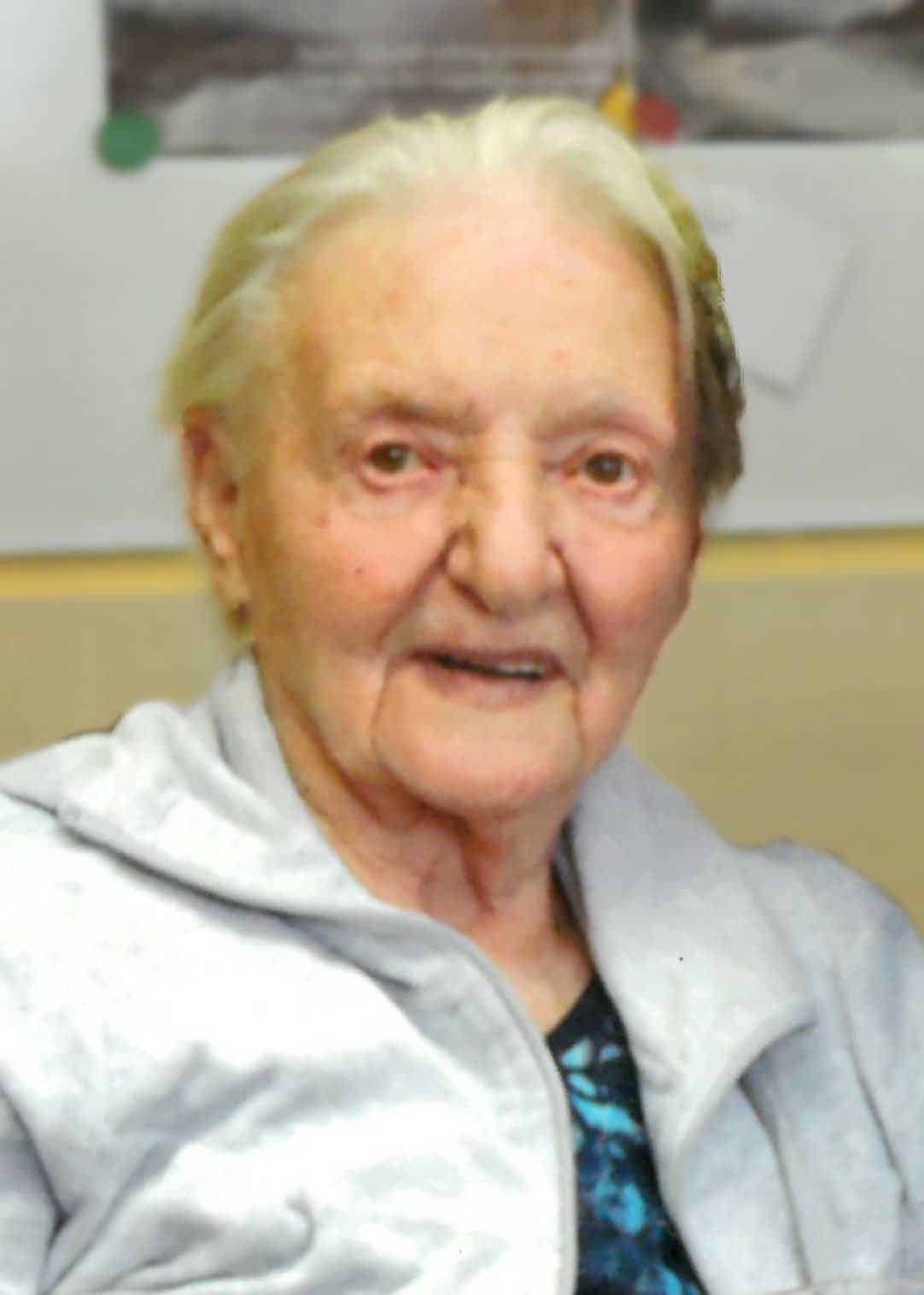 Anna Weinberger (93)