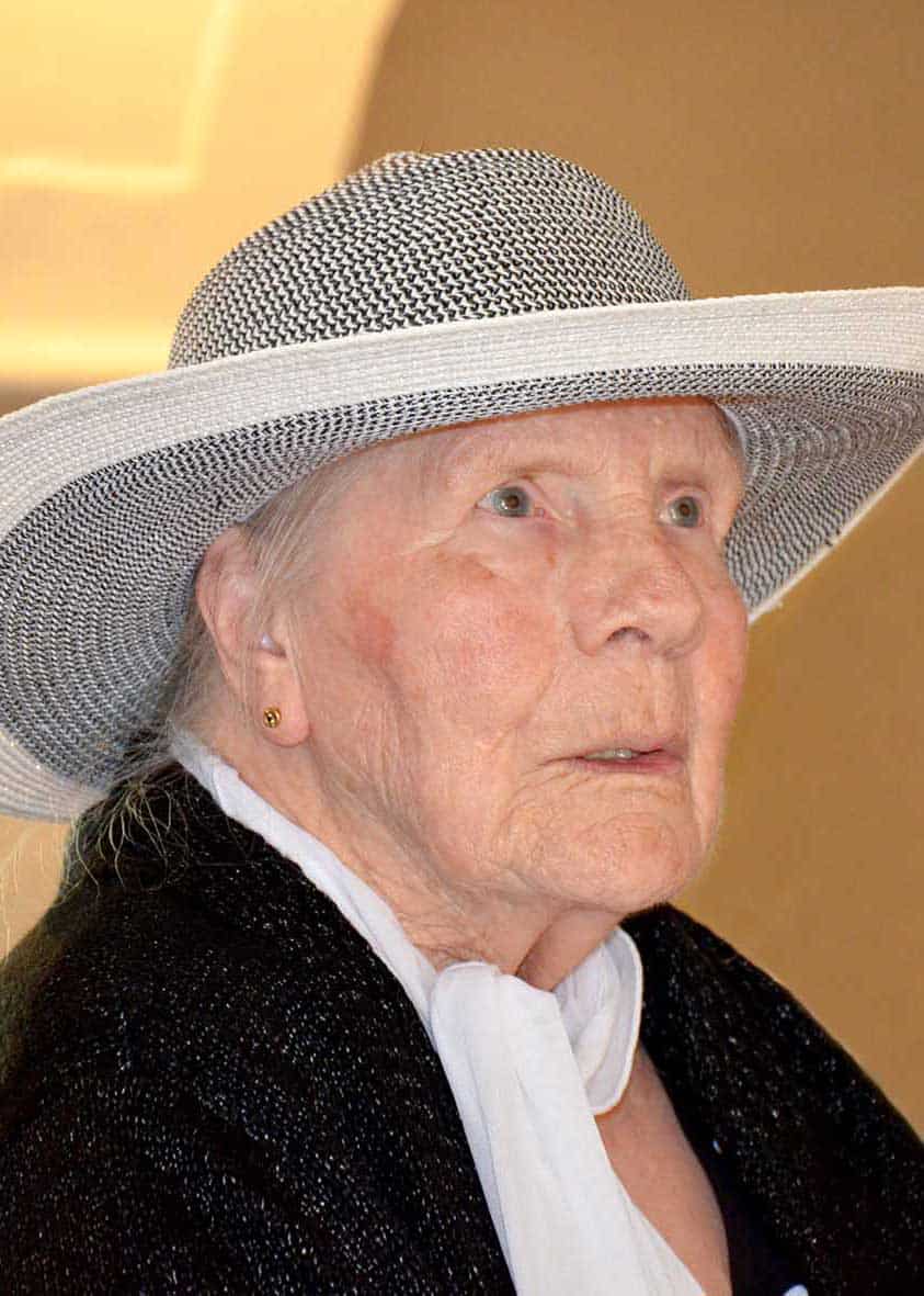 Elisabeth Wimmer (94)