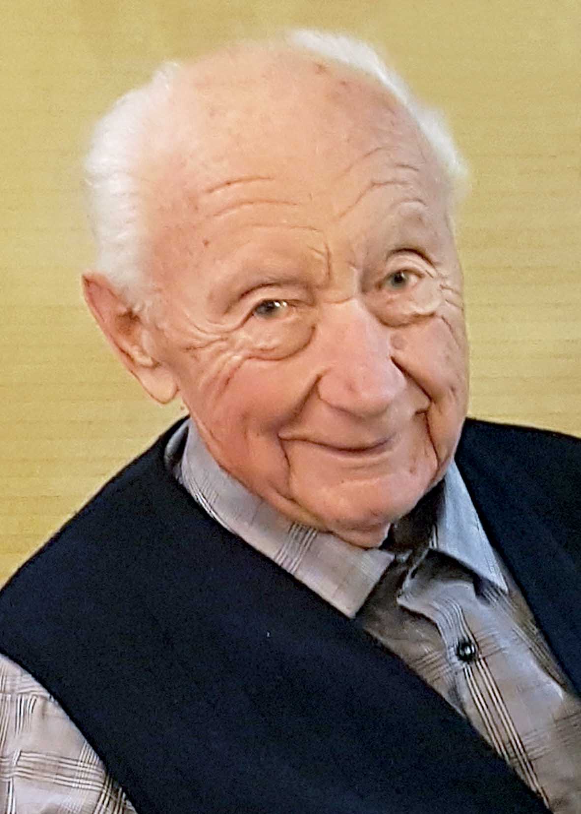 Johann Bauer (93)