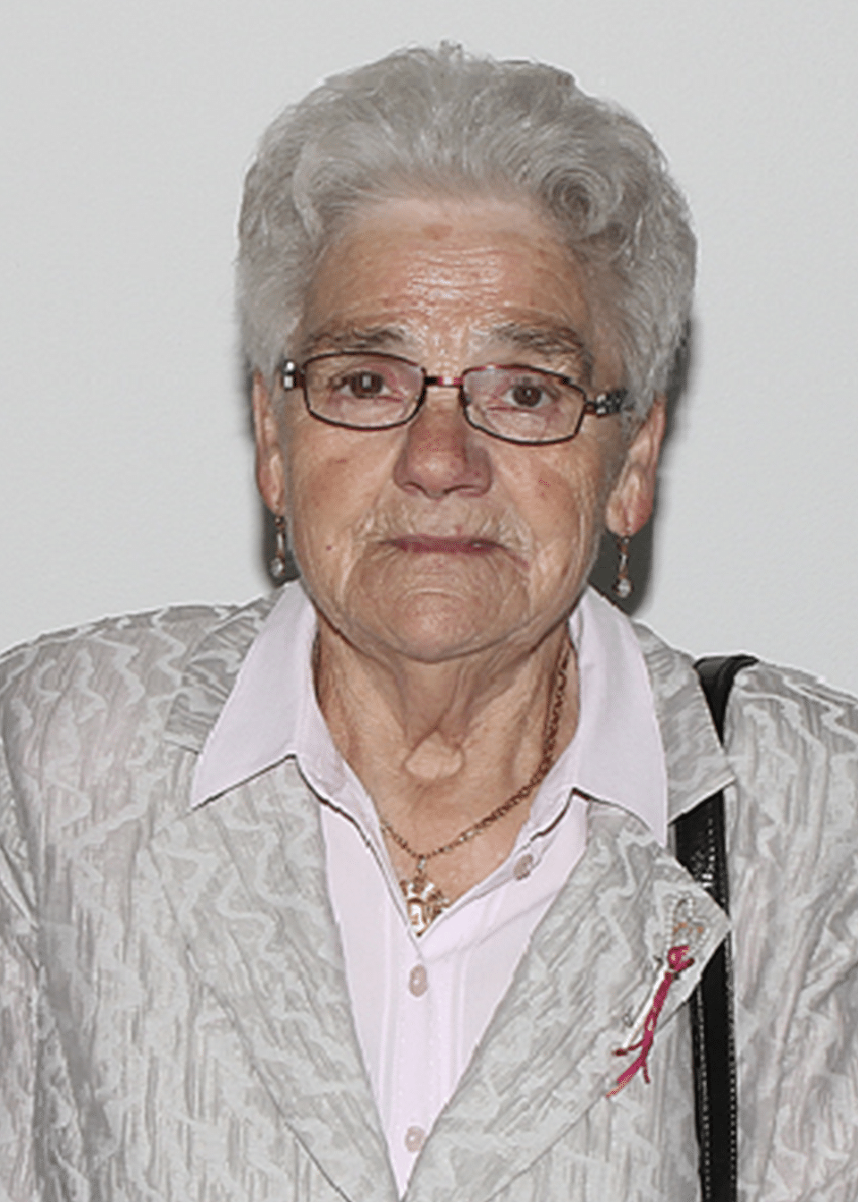 Anna Schmid (87)